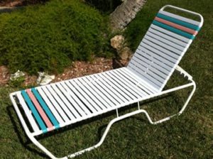 strap chaise
